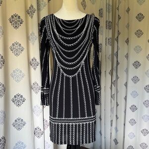 Nicole Miller Studio Chain Pattern Long Sleeve Dress